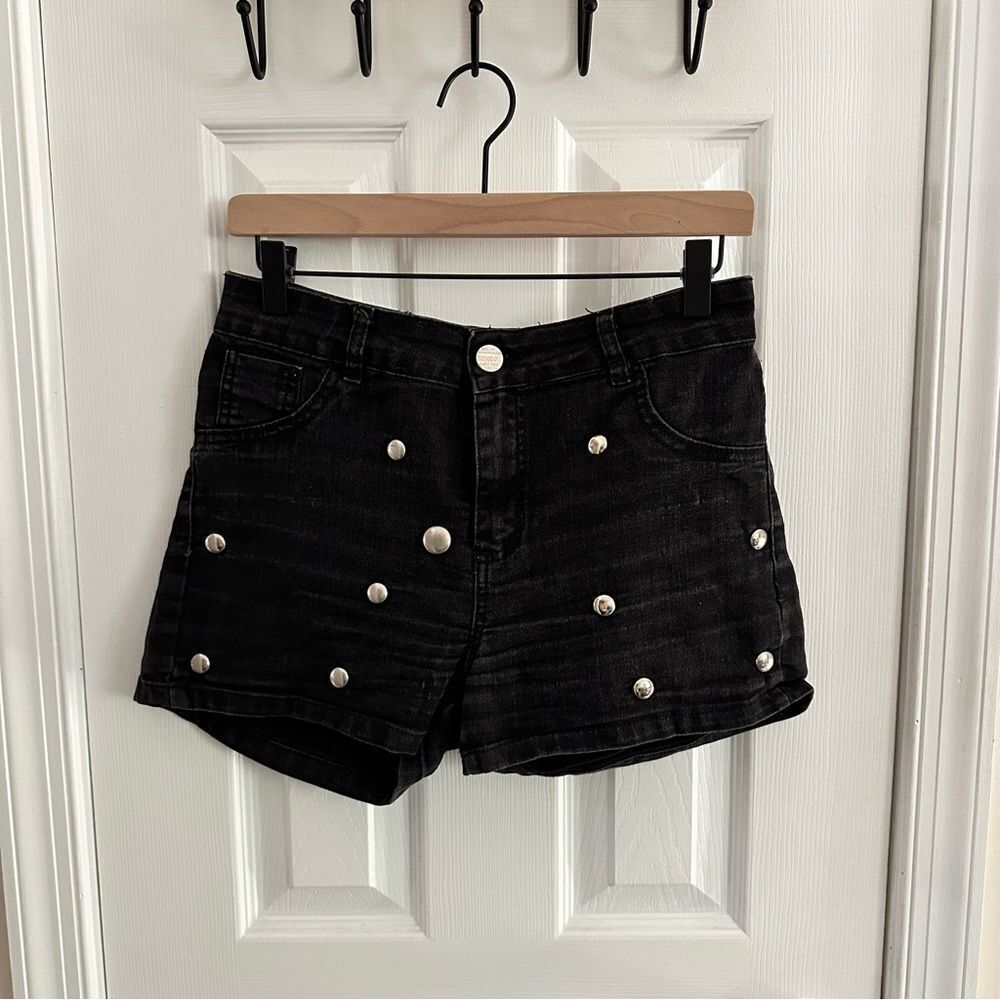 InFlux Black Studded Denim Shorts Women’s Size 8
